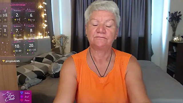 roxana brooks online show from 25, 5, 2026