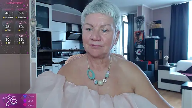 Snapshot of roxana_brooks chatting on 22, 9, 2025 roxana brooks online show from 22, 9, 2025