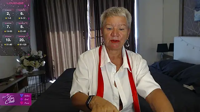 Snapshot of roxana_brooks chatting on 17, 1, 2026 roxana brooks online show from 17, 1, 2026