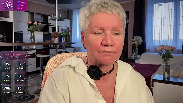 Snapshot of roxana_brooks chatting on 27, 2, 2025 roxana brooks online show from 27, 2, 2025