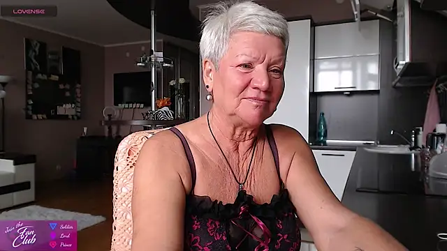 roxana brooks online show from 22, 7, 2026