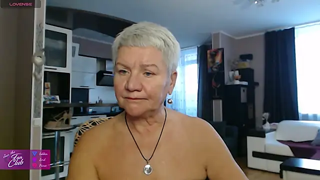 Snapshot of roxana_brooks chatting on 12, 2, 2026 roxana brooks online show from 12, 2, 2026