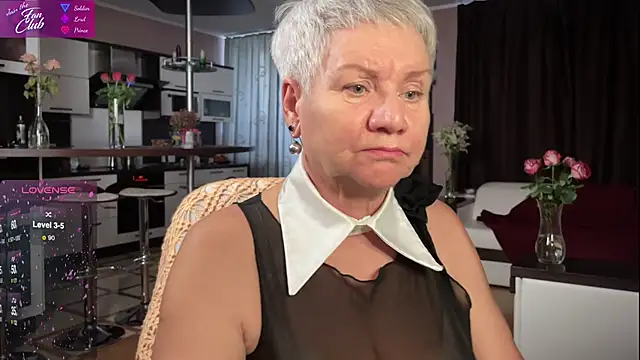 Snapshot of roxana_brooks chatting on 25, 2, 2025 roxana brooks online show from 25, 2, 2025