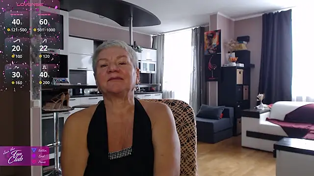 Snapshot of roxana_brooks chatting on 9, 2, 2026 roxana brooks online show from 9, 2, 2026