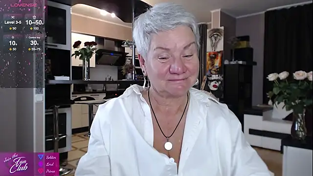 Snapshot of roxana_brooks chatting on 28, 9, 2025 roxana brooks online show from 28, 9, 2025