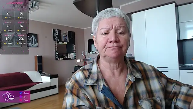 Snapshot of roxana_brooks chatting on 7, 2, 2026 roxana brooks online show from 7, 2, 2026