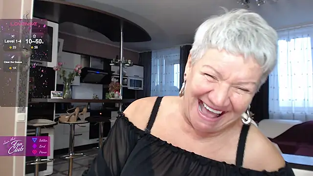 Snapshot of roxana_brooks chatting on 21, 11, 2025 roxana brooks online show from 21, 11, 2025