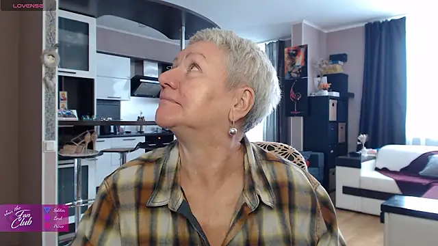 Snapshot of roxana_brooks chatting on 10, 2, 2026 roxana brooks online show from 10, 2, 2026