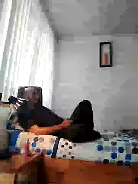 KenllyH online show from 9, 1, 2025