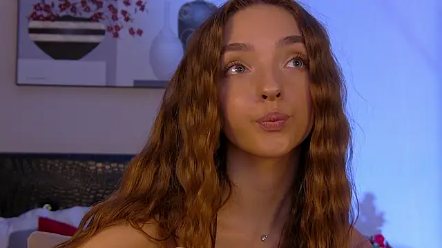 VirginieCruz online show from 17, 3, 2025