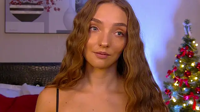 VirginieCruz online show from 2, 12, 2025