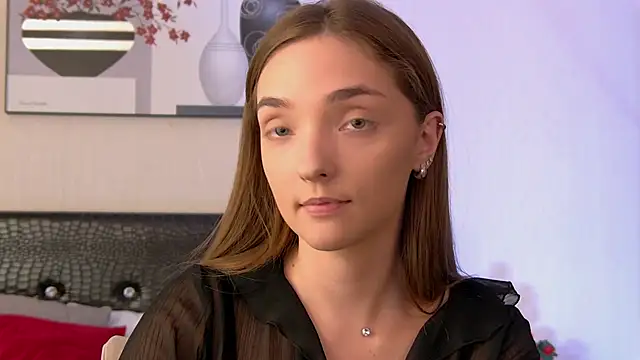 VirginieCruz online show from 13, 3, 2025