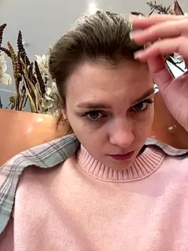 Snapshot of ValenciaShock chatting on 28, 11, 2025 ValenciaShock online show from 28, 11, 2025