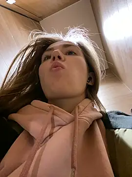 Snapshot of ValenciaShock chatting on 20, 2, 2025 ValenciaShock online show from 20, 2, 2025