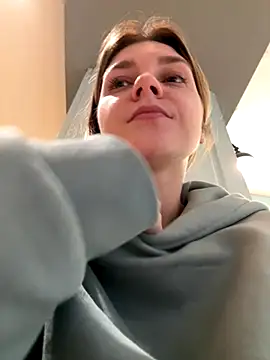 Snapshot of ValenciaShock chatting on 6, 11, 2025 ValenciaShock online show from 6, 11, 2025