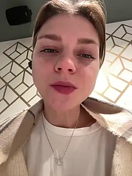 Snapshot of ValenciaShock chatting on 13, 11, 2025 ValenciaShock online show from 13, 11, 2025