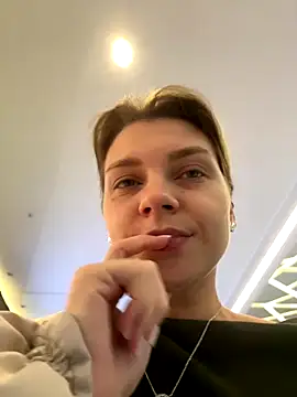 Snapshot of ValenciaShock chatting on 10, 10, 2025 ValenciaShock online show from 10, 10, 2025