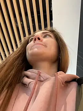 Snapshot of ValenciaShock chatting on 6, 2, 2025 ValenciaShock online show from 6, 2, 2025