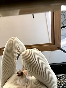 Snapshot of ValenciaShock chatting on 6, 10, 2025 ValenciaShock online show from 6, 10, 2025