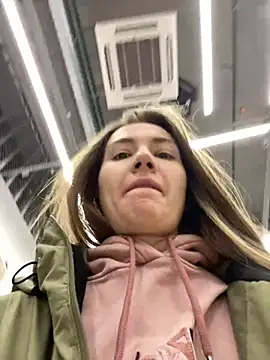 Snapshot of ValenciaShock chatting on 15, 2, 2025 ValenciaShock online show from 15, 2, 2025