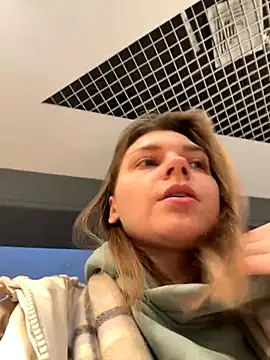 Snapshot of ValenciaShock chatting on 25, 10, 2025 ValenciaShock online show from 25, 10, 2025