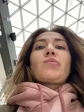 Snapshot of ValenciaShock chatting on 15, 2, 2025 ValenciaShock online show from 15, 2, 2025