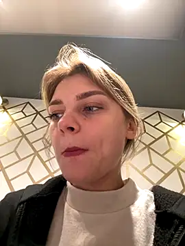 Snapshot of ValenciaShock chatting on 20, 9, 2025 ValenciaShock online show from 20, 9, 2025