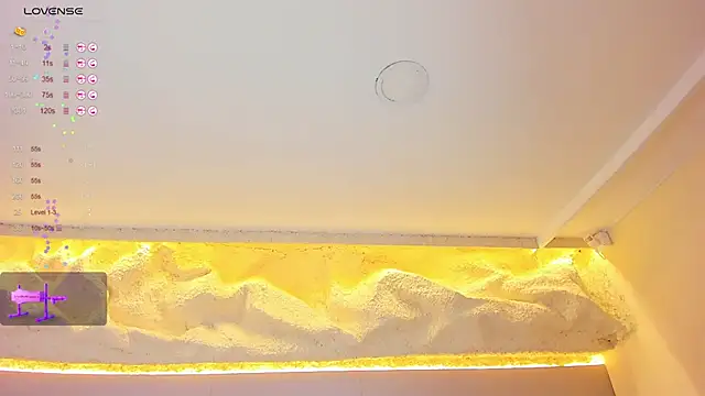 Isabella Daniell online show from 24, 2, 2026