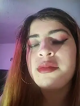 Snapshot of bella_star21 chatting on 13, 9, 2025 bella star21 online show from 13, 9, 2025