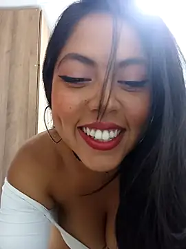 leah passion online show from 27, 10, 2025