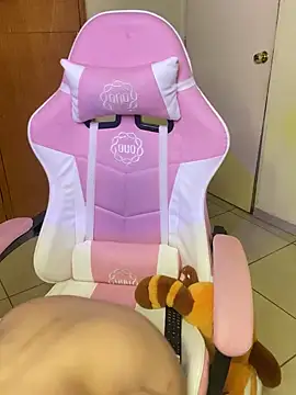 Lucygothic online show from 13, 1, 2025