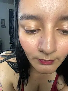 Lucia-Candy online show from 9, 2, 2025