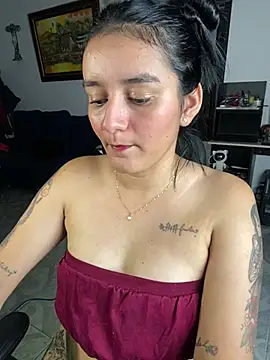 Lucia-Candy online show from 1, 3, 2025