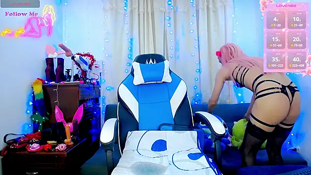 Snapshot of Aleexx___ chatting on 30, 10, 2025 Aleexx online show from 30, 10, 2025