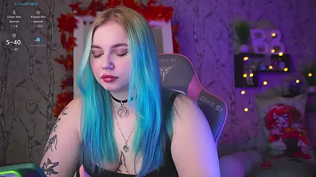 Moon Valkyrie online show from 21, 9, 2025