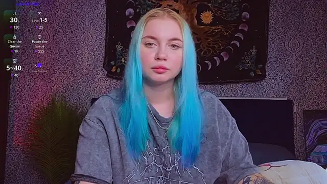 Moon Valkyrie online show from 22, 9, 2025