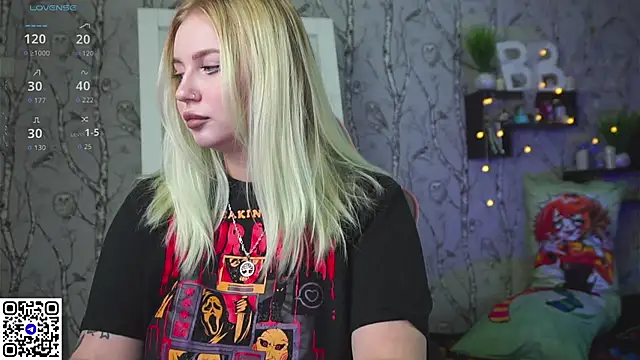 Moon Valkyrie online show from 16, 12, 2025