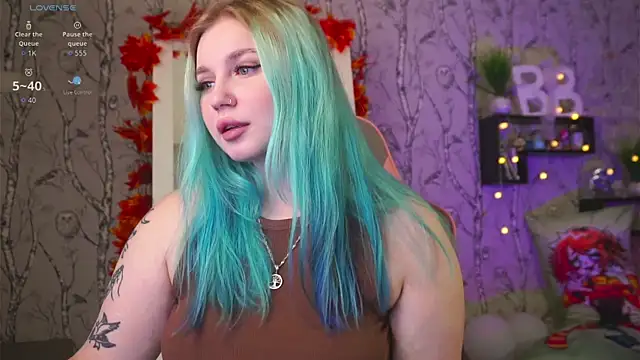 Moon Valkyrie online show from 25, 9, 2025