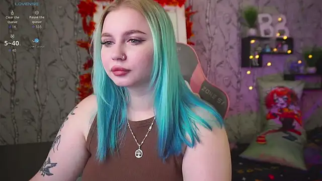 Moon Valkyrie online show from 1, 10, 2025