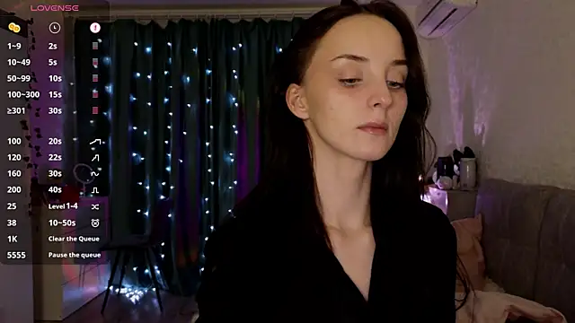 Snapshot of Silver_rains chatting on 11, 3, 2025 Silver rains online show from 11, 3, 2025