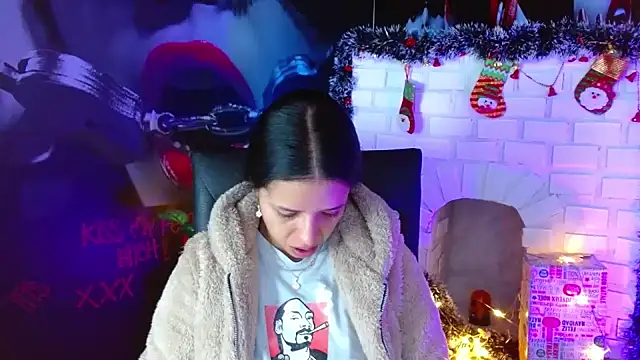 Snapshot of VALERY_MEER chatting on 24, 12, 2024 VALERY MEER online show from 24, 12, 2024