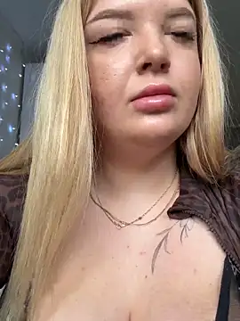 Snapshot of OdriOlsens chatting on 10, 2, 2026 OdriOlsens online show from 10, 2, 2026