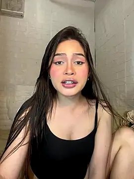 Ashely Lewis online show from 6, 1, 2026