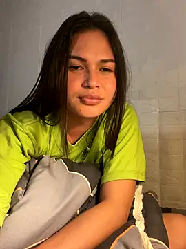 Ashely Lewis online show from 3, 12, 2025