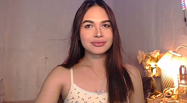 Ashely Lewis online show from 2, 3, 2025