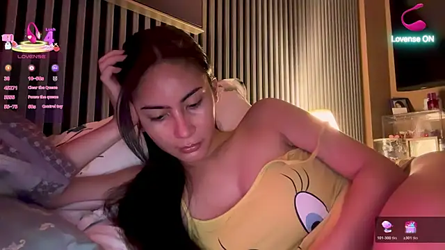 HeavenlyBlair online show from 16, 6, 2026