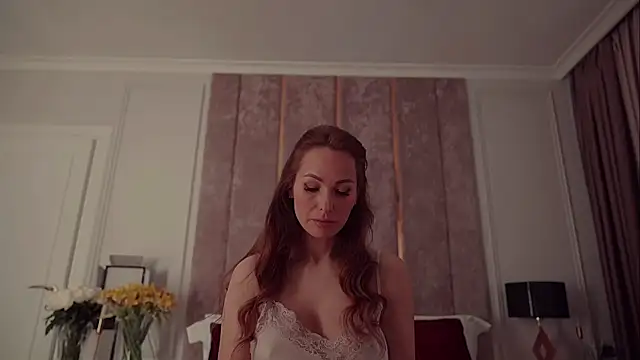 MilaDYstarlight online show from 17, 5, 2026