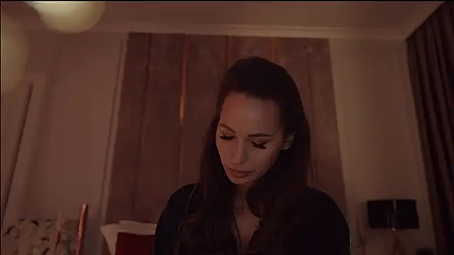 MilaDYstarlight online show from 13, 3, 2026