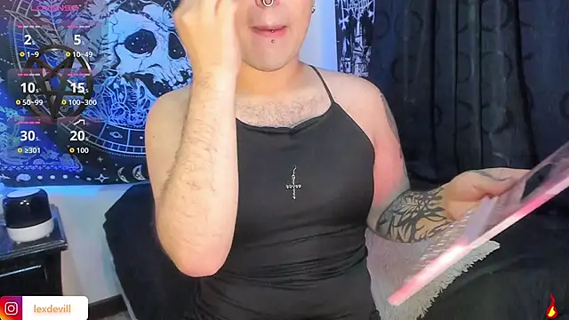 Snapshot of Lexxxxx_ chatting on 19, 11, 2025 Lexxxxx online show from 19, 11, 2025