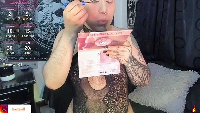 Snapshot of Lexxxxx_ chatting on 24, 11, 2025 Lexxxxx online show from 24, 11, 2025